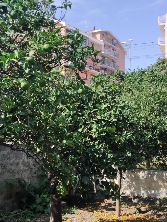 Appartamenti Mantarro Travel And Living Santa Teresa Di Riva Ngoại thất bức ảnh